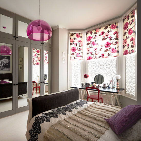Brighten a neutral scheme Large pink and neutral summer bedroom | Bedroom decorating ideas | PHOTO GALLERY | Homes & Gardens | Housetohome.co.uk