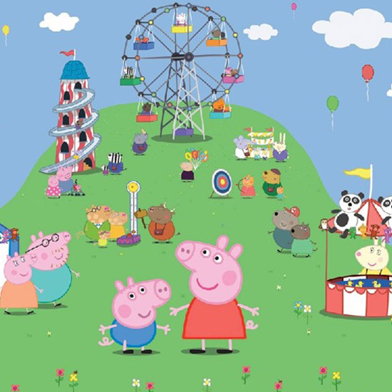 Peppa Pig wallpaper by Walltastic| Children's wallpaper | Wallpaper ideas | PHOTO GALLERY | Housetohome