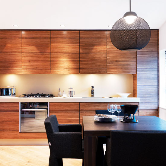 Streamlined layout | Small kitchen design | PHOTO GALLERY | Beautiful Kitchens | Housetohome.co.uk