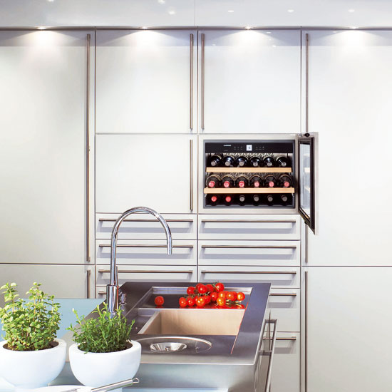 Space-saving appliances | Small kitchen design | PHOTO GALLERY | Beautiful Kitchens | Housetohome.co.uk