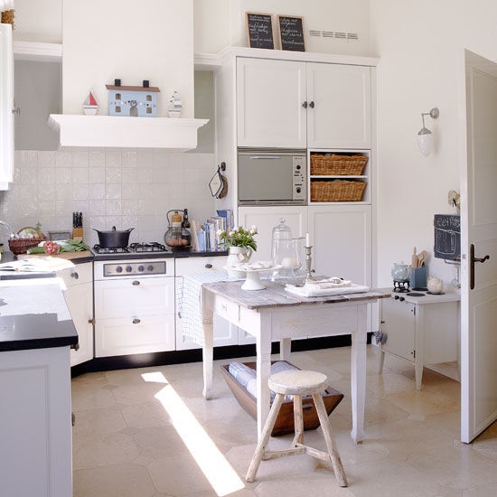Kitchen | House tour | PHOTO GALLERY | Country Homes and Interiors | Housetohome.co.uk