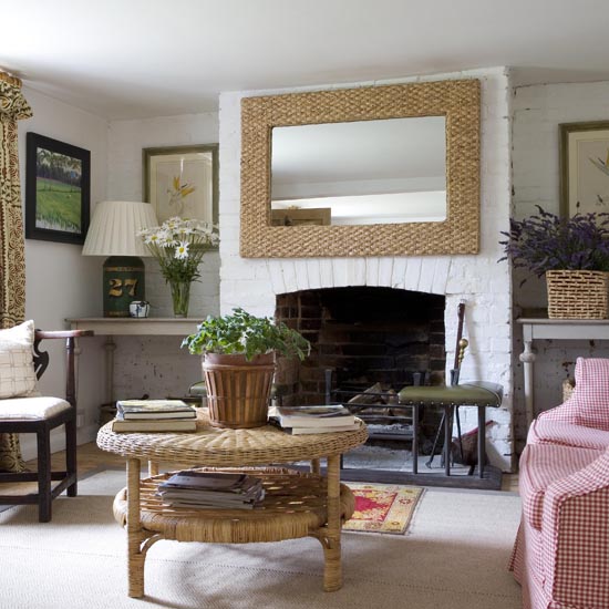 Living room | West Sussex country cottage | House tour | PHOTO GALLERY | 25 Beautiful Homes | Housetohome