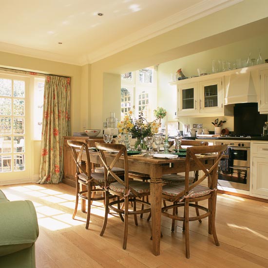 Period kitchen-diner | Family kitchen diners | dining furniture | Kitchen | PHOTO GALLERY | 25 Beautiful Homes | Housetohome