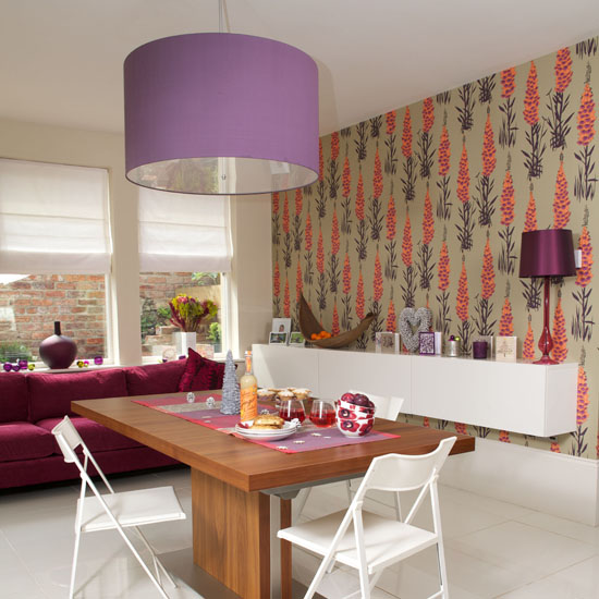 Contemporary feature wall Contemporary feature wall | Living room wallpaper | living room decorating ideas | wallpaper ideas | PHOTO GALLERY | 25 Beautiful Homes | House to Home