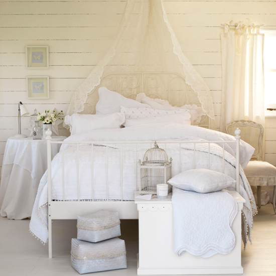 Textured white bedroom | Country decorating ideas | housetohome.co.uk