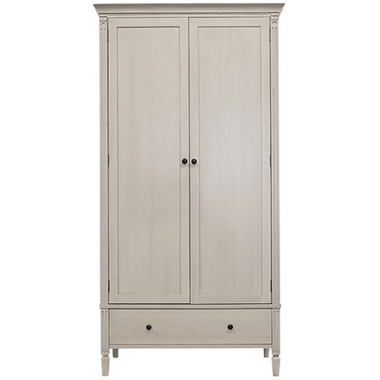 Painted wardrobe from Neptune | Bedroom furniture | PHOTO GALLERY | Homes & Gardens | Housetohome.co.uk