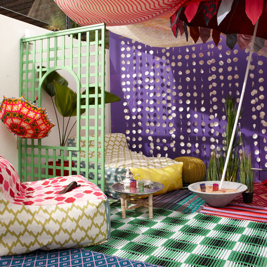 Vibrant garden room