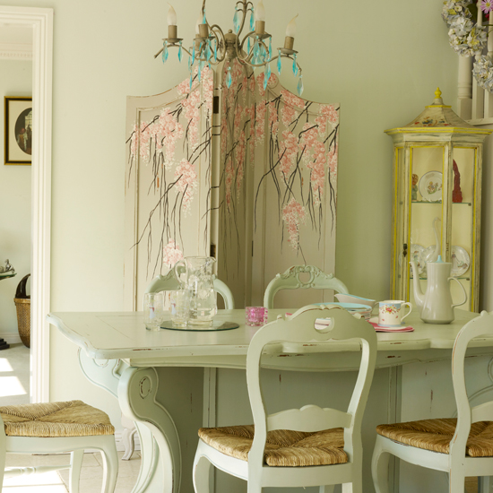 Country Vintage Bedroom