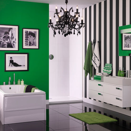 Monochrome and green bathroom
