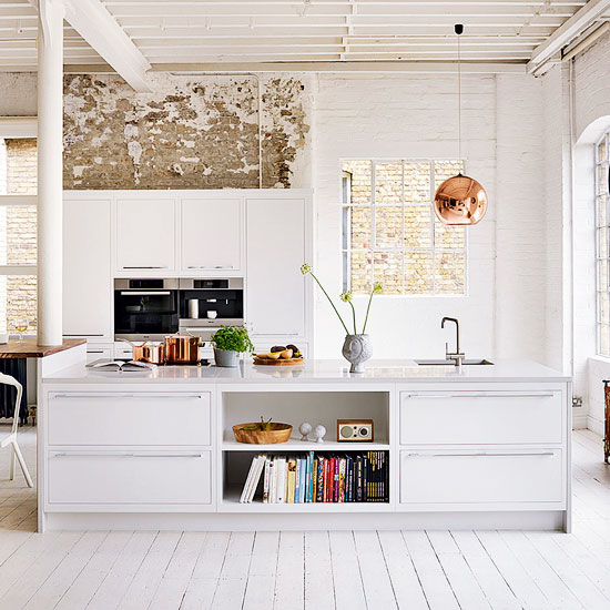Simple white kitchen | White kitchens | PHOTO GALLERY | Beautiful Kitchens | Housetohome.co.uk
