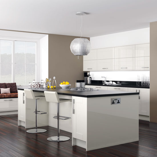 Smart white kitchen with taupe walls | White kitchens | PHOTO GALLERY | Beautiful Kitchens | Housetohome.co.uk