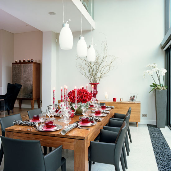 Open plan Christmas dining room | Dining room | PHOTO GALLERY | Homes & Gardens | Housetohome.co.uk