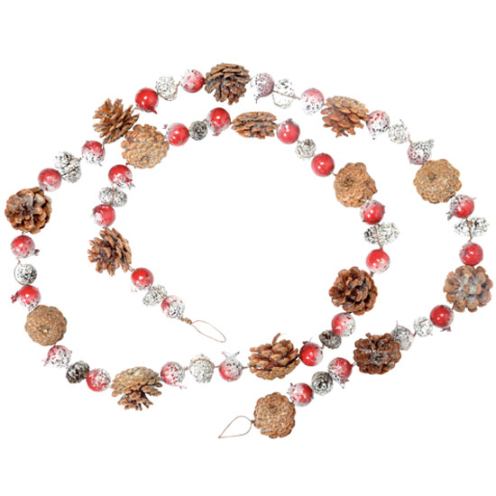 Christmas garland from Heal's | Christmas | PHOTO GALLERY | Homes & Gardens | Housetohome.co.uk