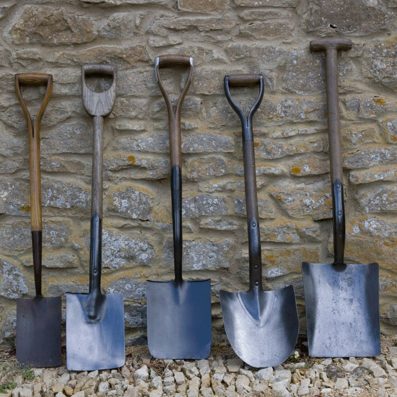 Lift and divide summer-flowering perennials Garden tools from Garden and Wood | Garden | PHOTO GALLERY | Homes & Gardens | Housetohome.co.uk