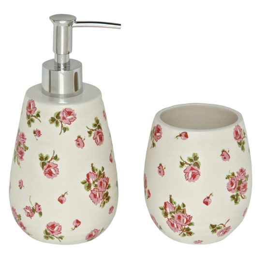 Ditsy accessory set from Next | Colourful bathroom accessories | PHOTO GALLERY | Style at Home | Housetohome
