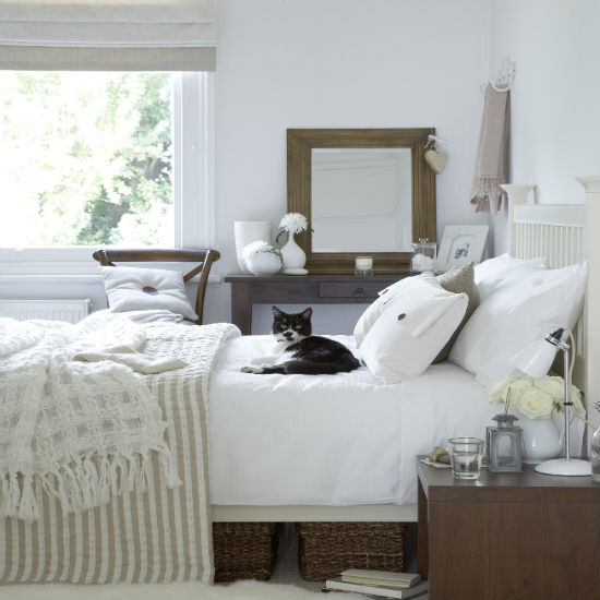 Light and airy | guest bedroom decorating idea | PHOTO GALLERY | Ideal Home | Housetohome