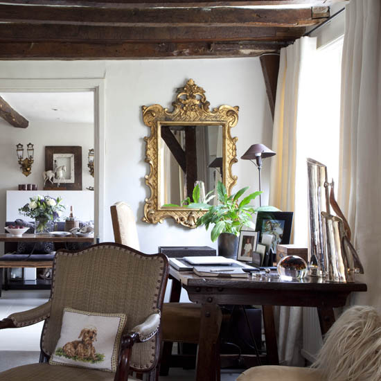 Country-style home office Country-style home office | Formal home office | Traditional home office | decorating ideas | PHOTO GALLERY | 25 Beautiful Homes | Housetohome