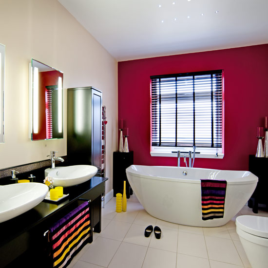 Be bold with colour Be bold with colour | Bathroom ideas | Bathroom decorating | PHOTO GALLERY | Style at Home | Housetohome.co.uk