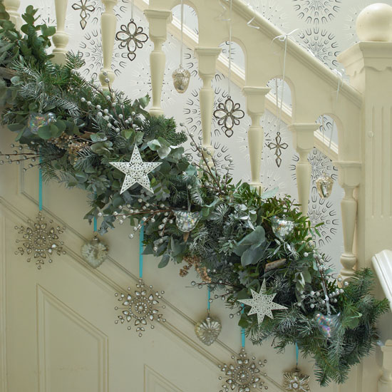 Jewelled display Jewelled display | Hallway | PHOTO GALLERY | Country Homes and Interiors | Housetohome.co.uk