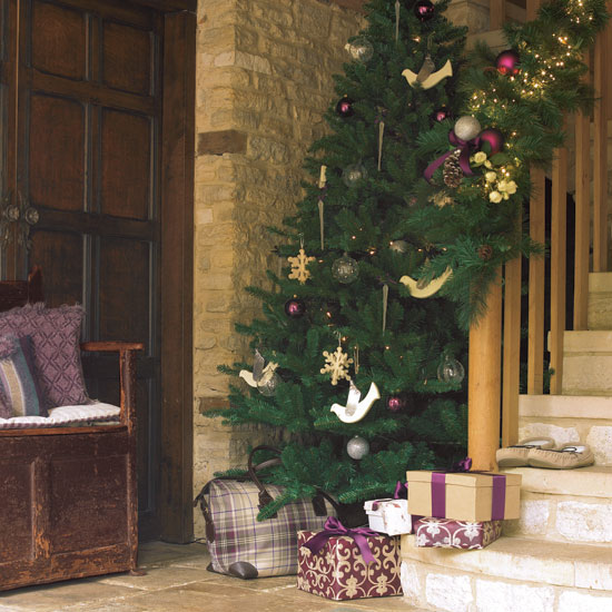 Rich purple scheme Rich purple scheme | Hallway | PHOTO GALLERY | Country Homes and Interiors | Housetohome.co.uk