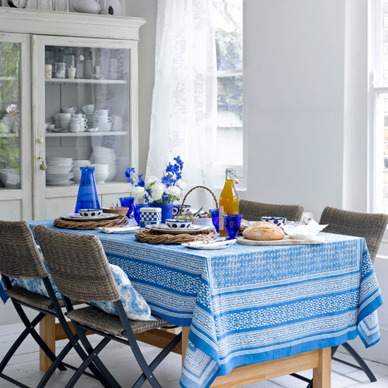 Include dining room storage Include dining room storage | Dining room | PHOTO GALLERY | Country Homes and Interiors | Housetohome.co.uk
