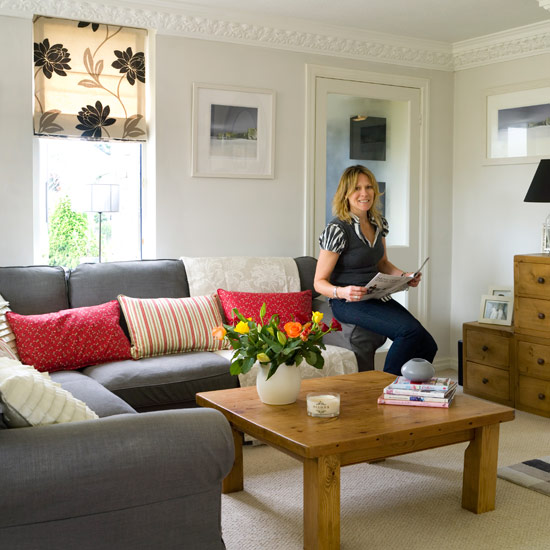 Take a look around Melanie's warm and inviting family home