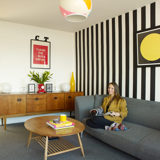 Take a tour around Jenny's 1970s-inspired flat