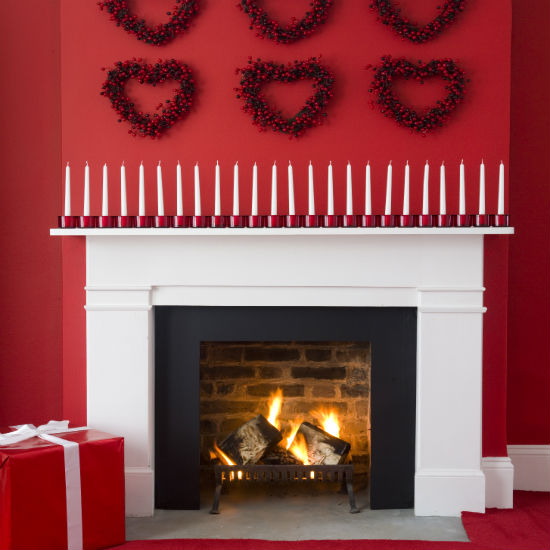 Make a statement with candles | Christmas mantelpiece | Christmas decorating ideas | PHOTO GALLERY | Ideal Home | Housetohome