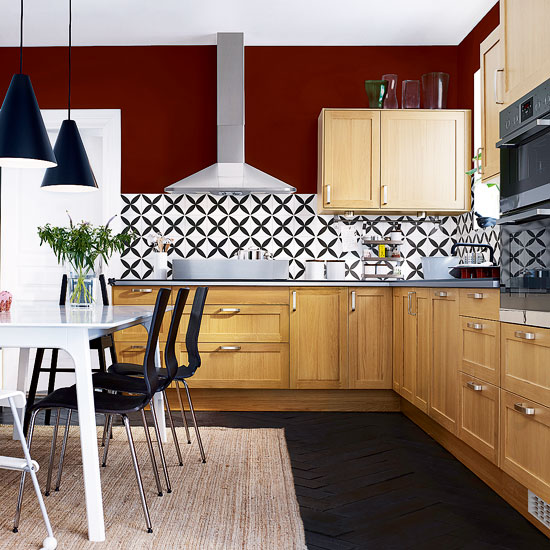 Contrasting L-shaped kitchen Contrasting L-shaped kitchen | Kitchen design ideas | PHOTO GALLERY | Beautiful Kitchens | Housetohome.co.uk