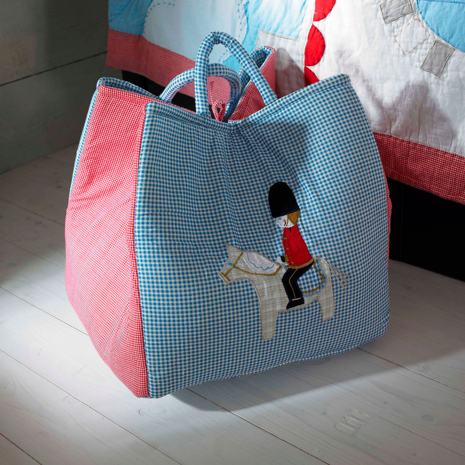Toy bag | children's rooms | PHOTO GALLERY | Style at Home | Housetohome