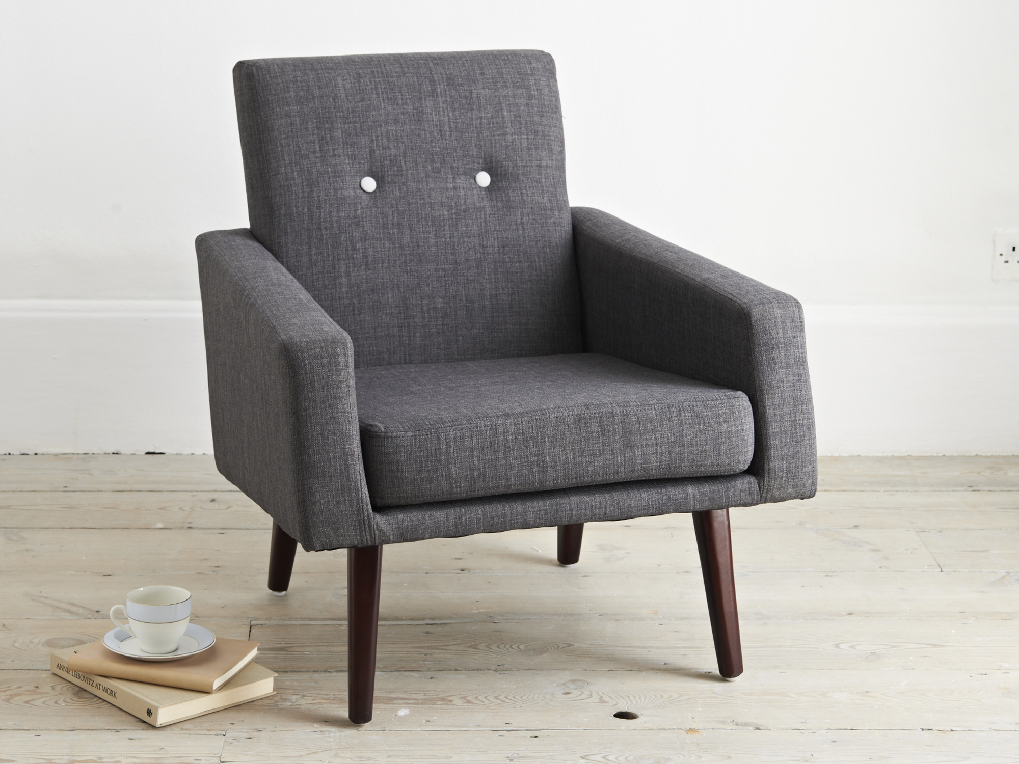 Nottingham armchair with a 50s feel.