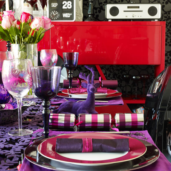 Create a dramatic purple and pink setting Create a dramatic purple and pink setting | Christmas decorating ideas | PHOTO GALLERY | Style at Home | Housetohome