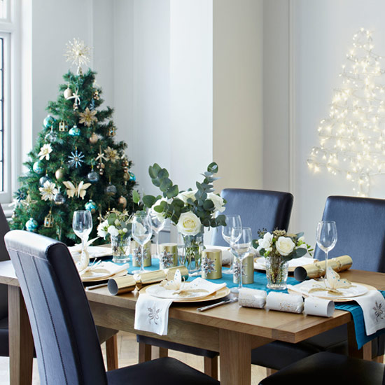 Go for a modern teal scheme Go for a modern teal scheme | Christmas decorating ideas | PHOTO GALLERY | Style at Home | Housetohome