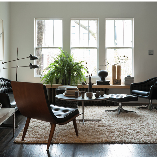 Be inspired by a rustic mid-century Chicago cottage