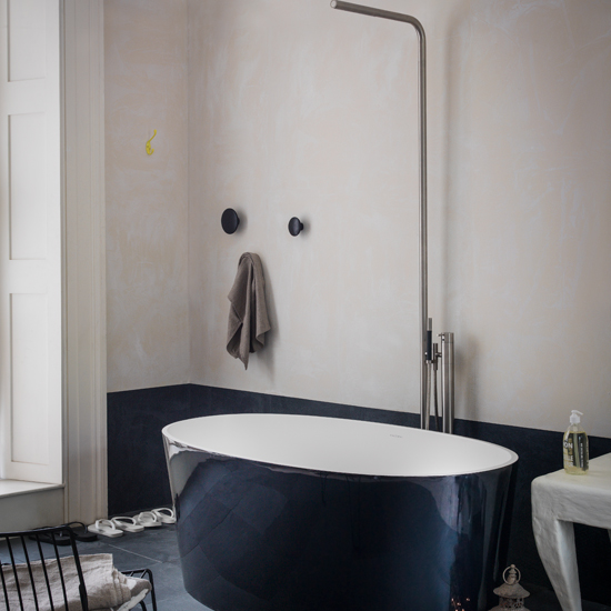 Modern minimalist bathroom