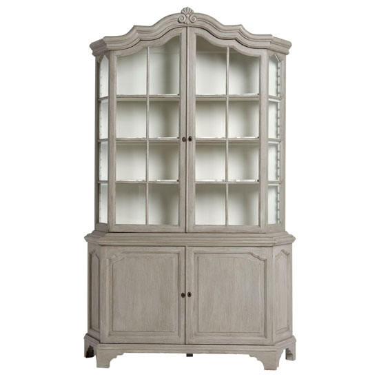 Beaumont display cabinet from Sweetpea & Willow Beaumont display cabinet from Sweetpea & Willow | Living room | PHOTO GALLERY | Homes & Gardens | Housetohome