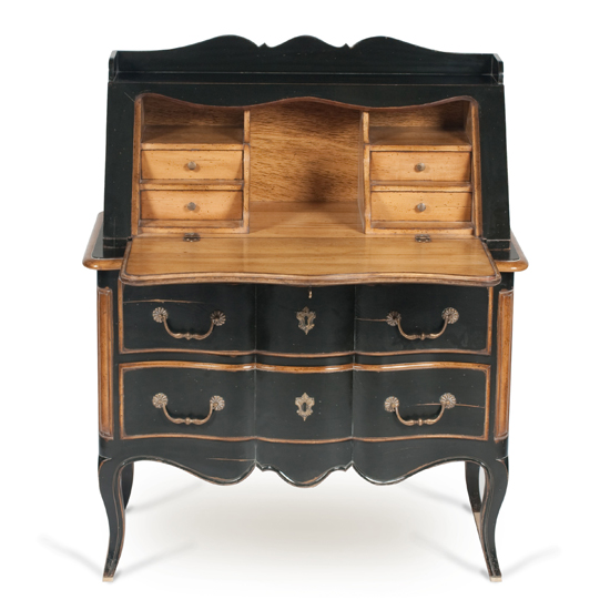 Bureau French secretary desk from Oficina Inglesa Bureau French secretary desk from Oficina Inglesa | Home office furniture | PHOTO GALLERY | 25 Beautiful Homes | Housetohome