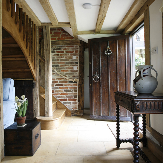 Rustic country-style hallway Rustic country-style hallway | Hallway decorating ideas | PHOTO GALLERY | 25 Beautiful Homes | Housetohome