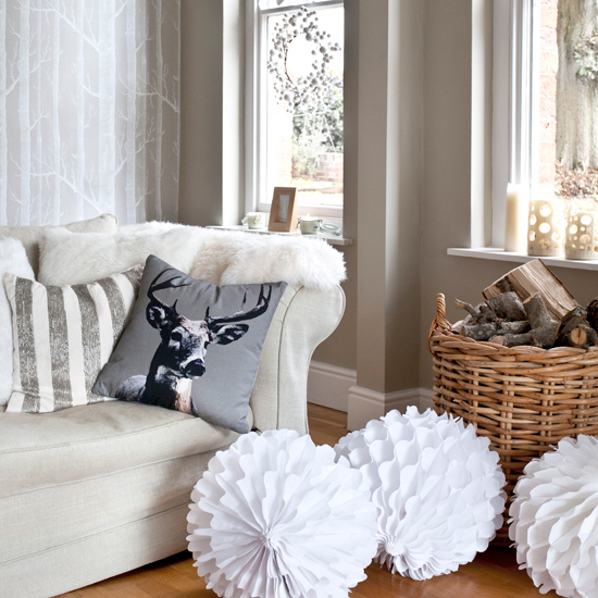 Simple paper lanterns | Homemade Christmas ideas | PHOTO GALLERY | Housetohome.co.uk