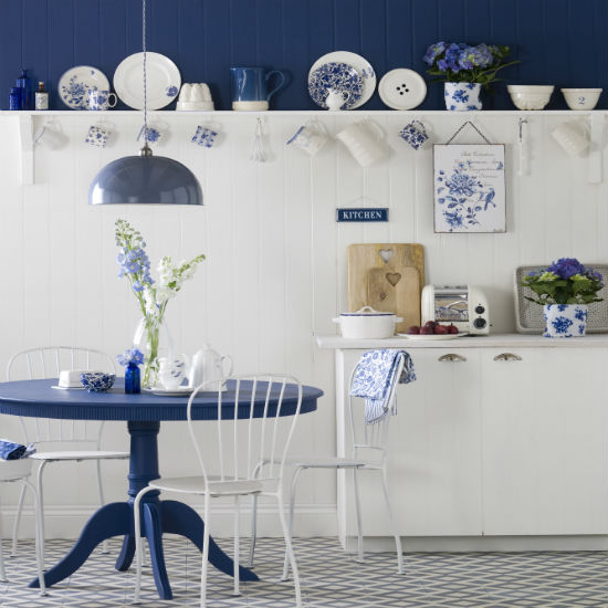 Blue and white country kitchen | Kitchen | PHOTO GALLERY | Ideal Home | Housetohome