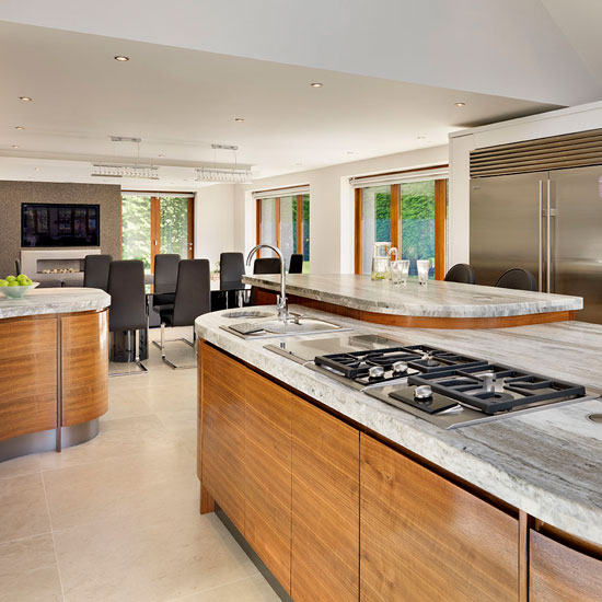 Large family kitchen-diner | Family kitchen ideas - 10 of the best | Kitchen | PHOTO GALLERY | Beautiful Kitchens | Housetohome.co.uk