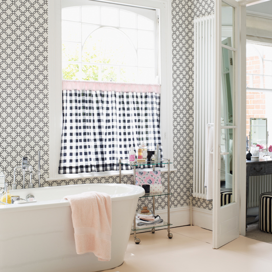Black and white bathroom | Bathroom decorating ideas | PHOTO GALLERY | Housetohome.co.uk