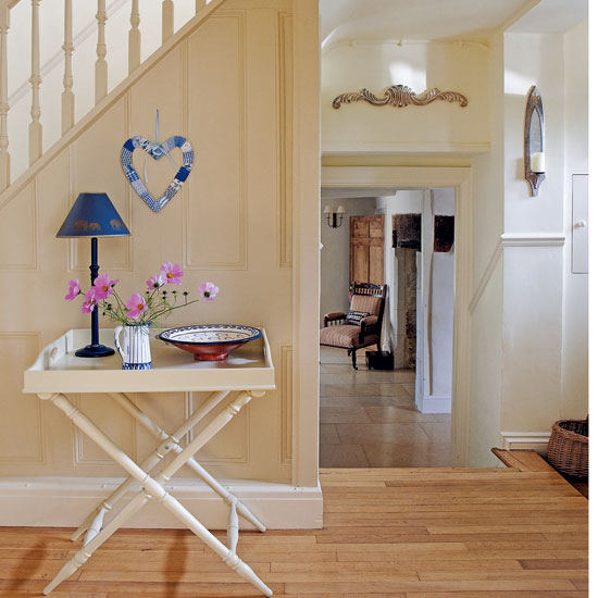 Set out a country scene | Country hallway ideas - 10 of the best | Hallway | PHOTO GALLERY | Country Homes and Interiors | Housetohome