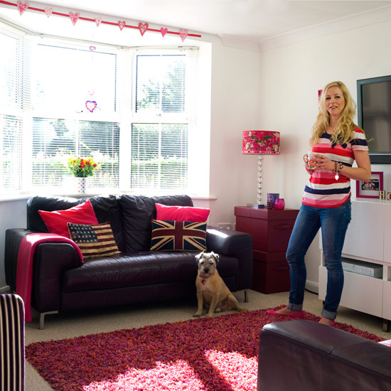 Take a tour round Caroline's colourful modern home