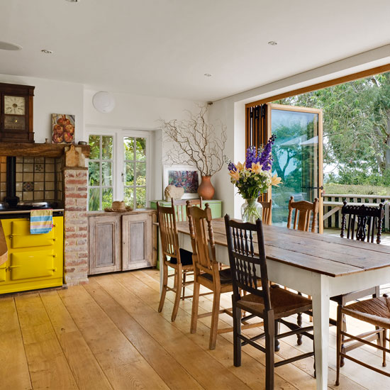 Garden-level kitchen extension | Kitchen extension | PHOTO GALLERY | Beautiful Kitchens | Housetohome.co.uk