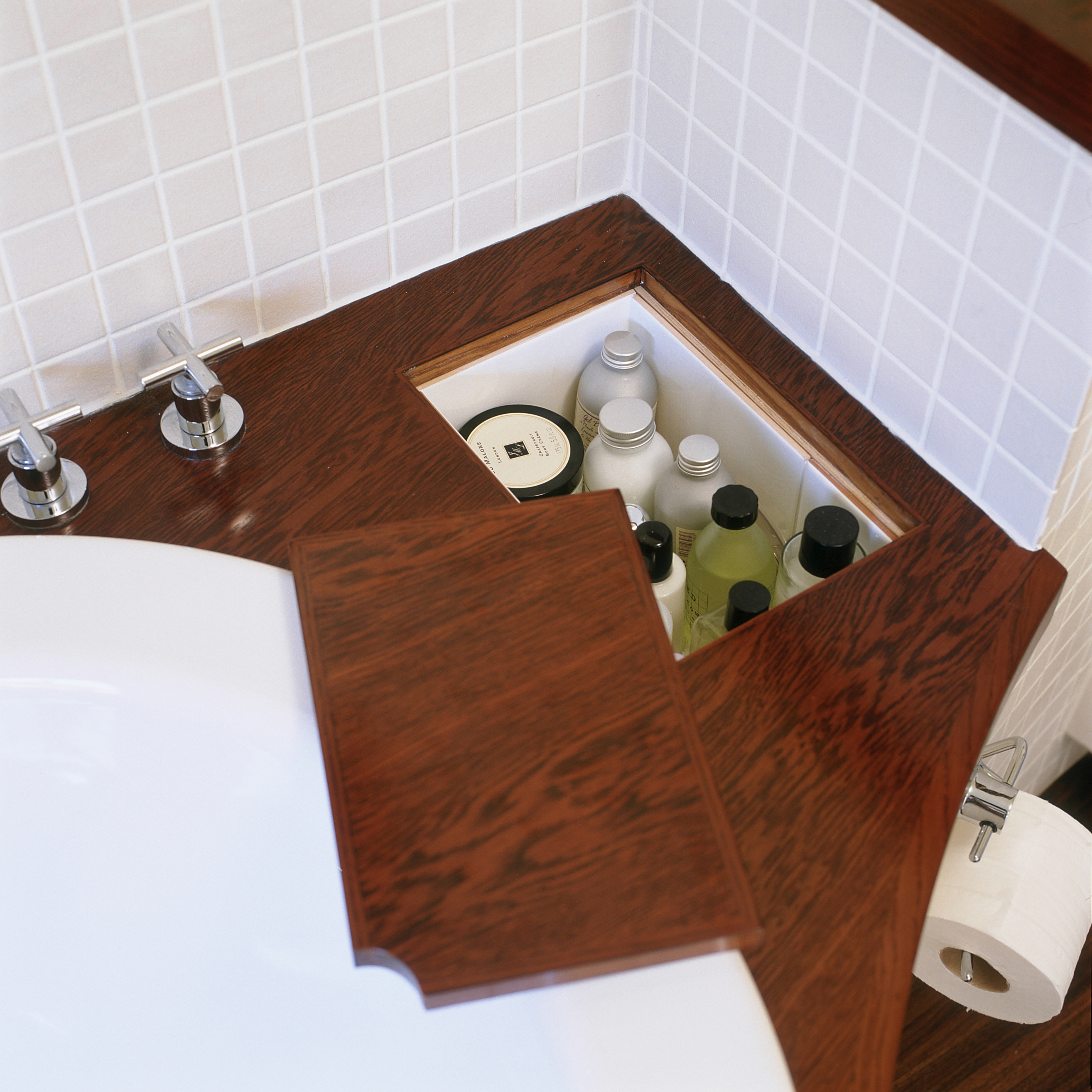 Practical hidden storage | Bathroom | PHOTO GALLERY | Ideal Home | Housetohome