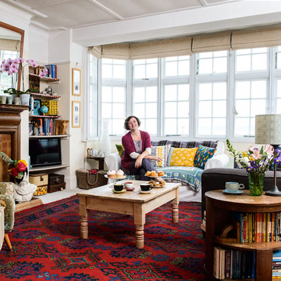 Take a tour around Joey's apartment filled with vintage finds