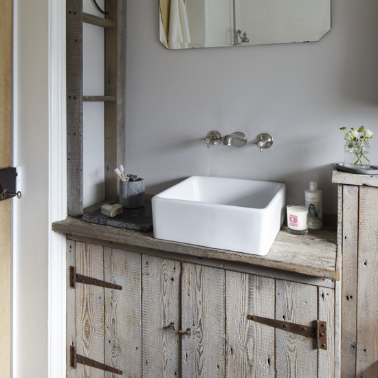 Bathroom basin | Vintage style | Victorian terraced house | PHOTO GALLERY | Ideal Home | Housetohome