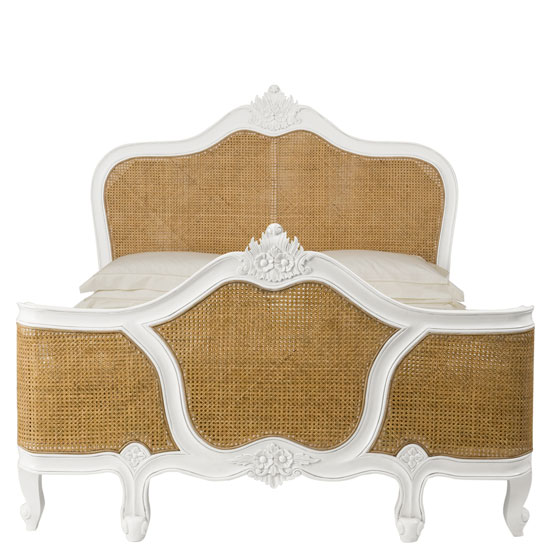 Country-style beds - 10 of the best