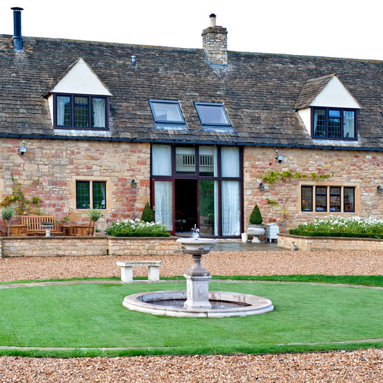 Be inspired by this beautifully renovated Worcestershire barn conversion